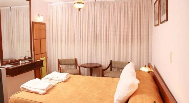 Intersur Colon Hotel, Забронировать Отель Отели в центре Колона с завтраком, отели в центре Колона с завтраком