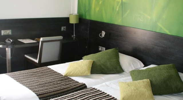 Ax'Hotel, Забронировать Отель Отели Шорж с парковкой, Парковка