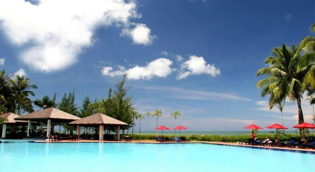 Полулюкс Miri Marriott Resort & Spa