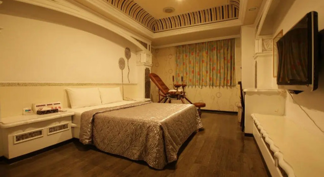 Двухместный номер Deluxe Hua Yue Hotel