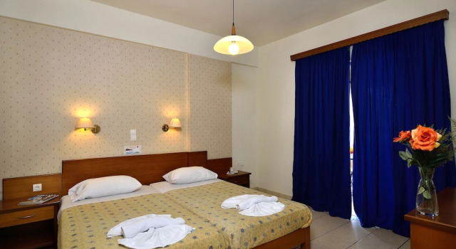 Апартаменты c 1 комнатой с балконом Akatos Hotel