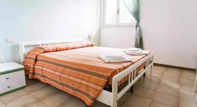 Residence with swimming pool in Luni Mare, Забронировать Отель Луни Маре 