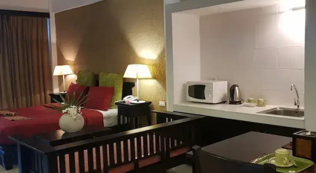Номер Deluxe с балконом Siam Piman Hotel