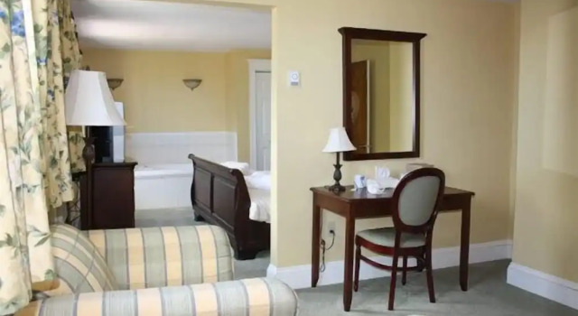 Люкс Luxury Shining Waters Country Inn