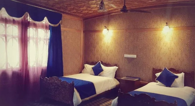 Номер Deluxe Appollo eleven group of houseboats