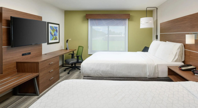 Четырёхместный номер Standard Holiday Inn Express - Tullahoma by IHG