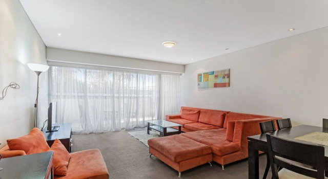 Cote D'Azur, Unit 40/61 Donald Street
