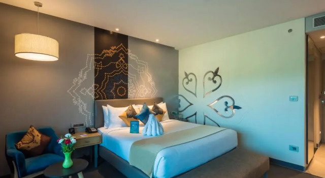 Двухместный номер Executive с балконом Grand Mercure Mysore - An Accor Brand