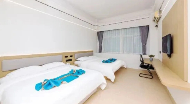 Люкс с 2 комнатами Jinzun Holiday Hotel