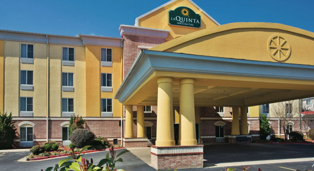 La Quinta by Wyndham Hot Springs, Забронировать Отель Хот-Спрингс Арканзас, рядом с Торговый центр Hot Springs Mall