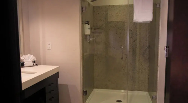 Номер Executive The Hotel at Black Oak Casino Resort