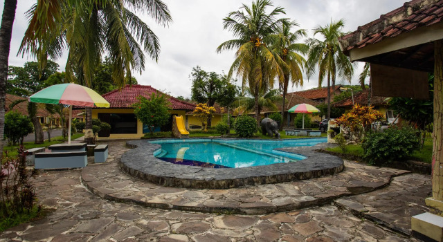 Capital O 3094 Hotel Cleopatra, Book Hotel Hoteller i Cisolok med pool, Swimmingpool