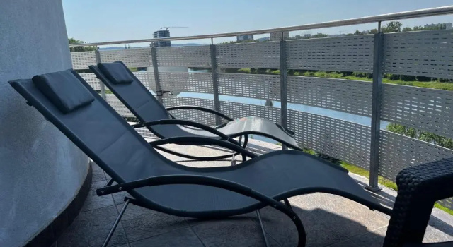 Апартаменты Superior Family & Business Sauna Apartments Klonowa nad Zalewem, Unikat SPA - 2 Bedroom with Private Sauna, Jacuzzi, Air Conditioning, Garage - The Highest Standard!