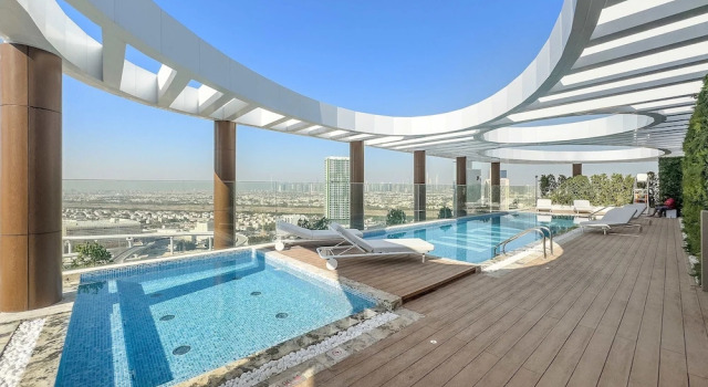 Апартаменты High-end Studio With Rooftop Pool and gym