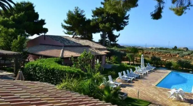 Deluxe Hütte Holiday Menfi | Casale Abate