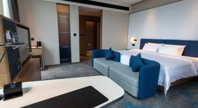 Номер Standard Hampton by Hilton Dongguan Liaobu Songshan Lake Avenue