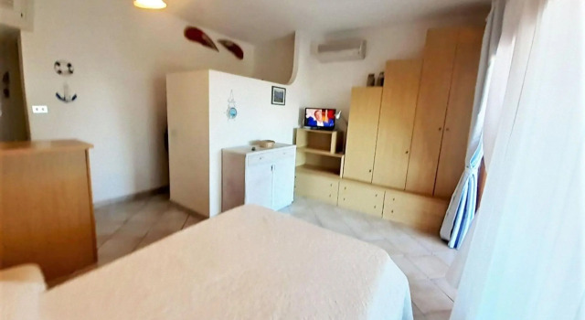 Pleasant Holiday Home in Marinella Near the sea, Book Hotel Marinella Emerald Coast