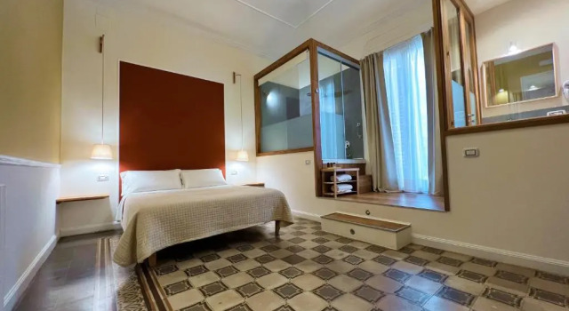 Junior-Suite Bed in Spa