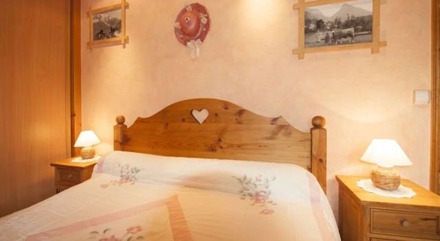 Gite La Grange, Prenota Hotel Hotel a Queige con parcheggio, Parcheggio