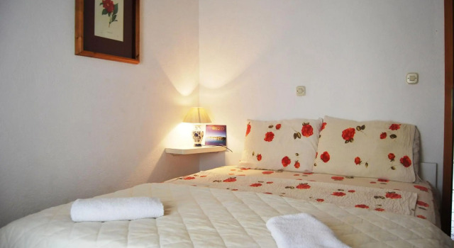 Vila Delfin, Забронировать Отель Охрид Lake Ohrid, рядом с Saint Pantelejmon