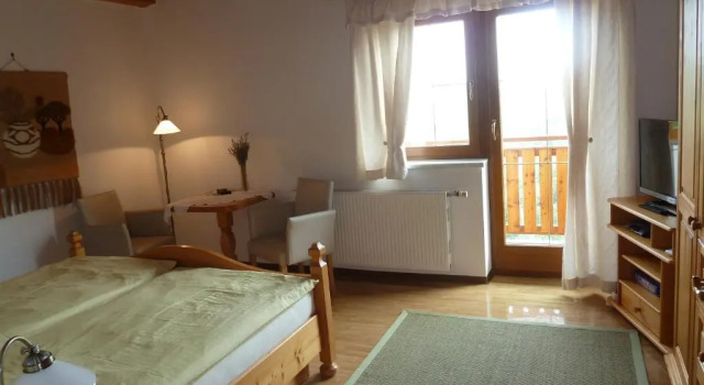 Weingut- Gästezimmer Marko, Prenota Hotel Hotel a Stiria con parcheggio, Parcheggio