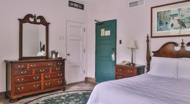 Двухместный номер Standard с видом на реку The Lodge at Wakulla Springs