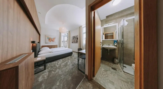 Standard Double room with balcony Hotel Sliško