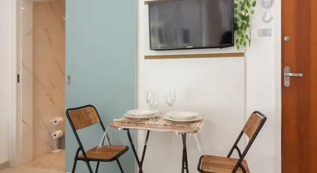 5 Minutes From Copacabana Beach Bi202, Забронировать Апартаменты/квартира Апартаменты штата Рио-де-Жанейро, Апартаменты/квартира