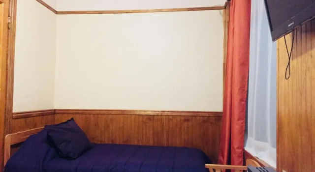 Hostal Chalet Las Violetas, Prenota Chalet Cottage a Los Lagos, Cottage