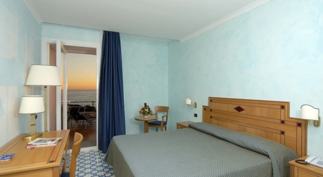 Двухместный номер Superior с балконом и с видом на море Hotel Saline