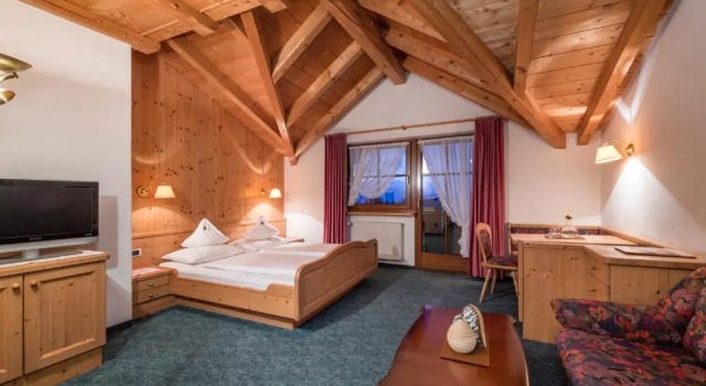 Двухместный номер Standard с балконом Hotel Peter
