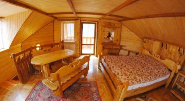Bilochka, Book Hotel Lisarnya Transcarpathia