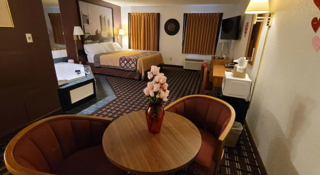 Doppel Studio Suite Super 8 by Wyndham Newcomerstown