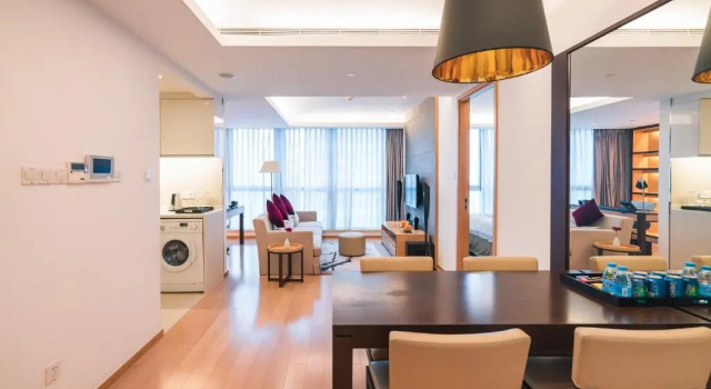 Апартаменты The Pushi Global 188 Serviced Apartment