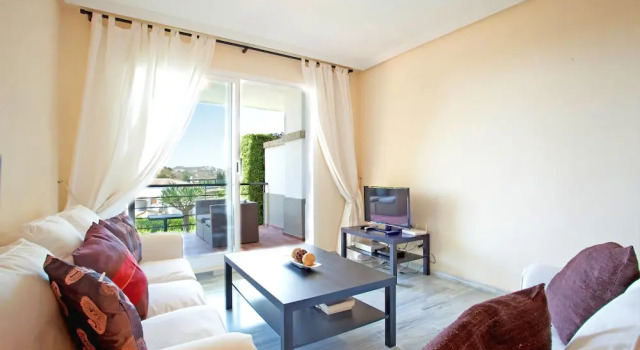 Apartamento Lago Arqueros, Забронировать Апартаменты/квартира Бенаавис Коста-дель-Соль