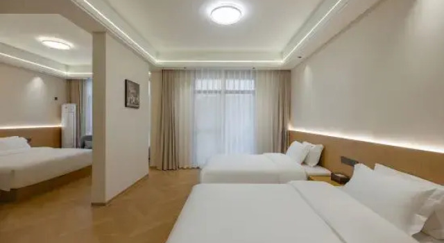 Люкс Qingheli Homestay (Tiantai Mountain Guoqing Scenic Area)