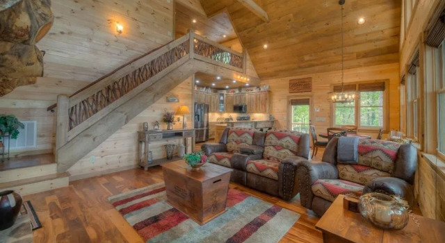 Pine Cone Mountain by Escape to Blue Ridge, Buchen Sie Hotel Dial USA