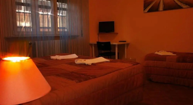 Четырёхместный номер Standard Airport Pisa Rooms
