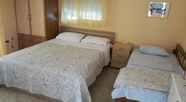 Litsa 1, Book Hotel  