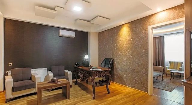 Люкс Business Green Queen Hotel