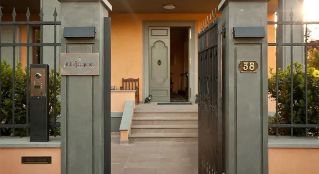 Relais Villa Jacopone Suites, Book Villa Hotels in Florence with Parking, Parking