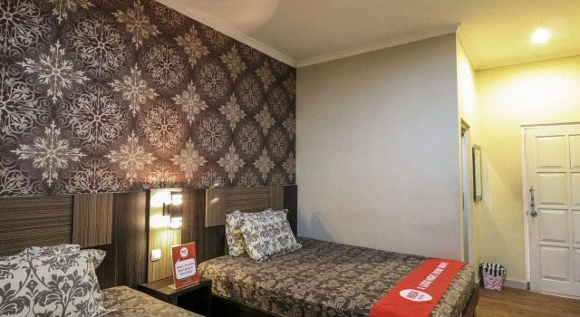 NIDA Rooms Hasyim Kraton Taman Pintar, Boek Hotel Hotels in Kraton met parkeren, Parkeren