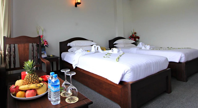 KMA 115 Miles Hotel, Rezerwuj Hotel Hotele 3-gwiazdkowe w Pegu region, 3*