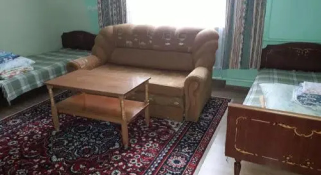 House near Thermal Pool, Забронировать Апартаменты/квартира Отели Берегово с парковкой, Парковка