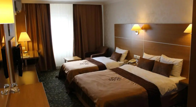 Трёхместный номер Standard Grand Cali Hotel