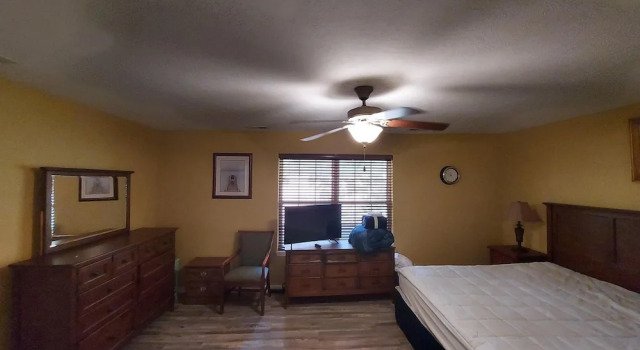 Blue Bird Hill with Deck & Middle of Branson Location, Забронировать Отель Отели Table Rock Lake с парковкой, Парковка