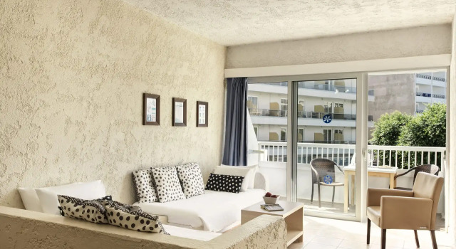 Апартаменты The Apartments by Esperia