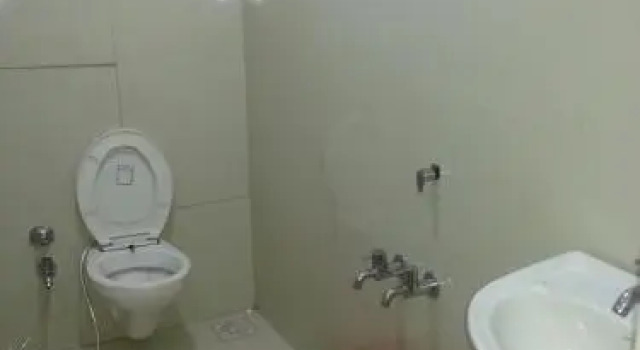 shiv sai dormitory, Rezervovat Hotel Hotely v Gujarat s parkováním, Parkování