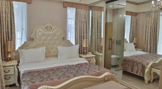 Двухместный номер Deluxe Elegance East Hotel
