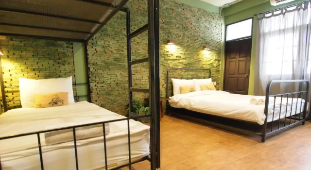 Четырёхместный номер Standard Niras Bankoc Hostel